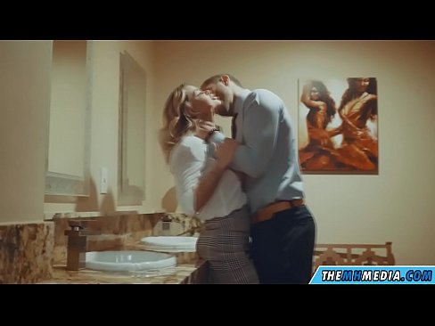 ❤️ جڏهن هڪ busty سنهري اوھان کي هڪ عوامي آرام روم ۾ seduces ❤️❌ سپر جنسي تي sd.pornsos-com.ru